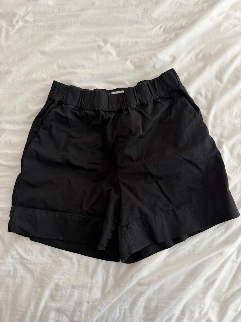 Original EVERLANE Black Stretchy Waist Band Shorts